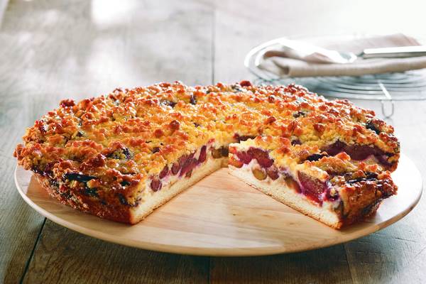 TK Pfalzgraf Landfrauenkuchen Zwetschge, zu 14 Stück geschnitten, 3100 G/ST 36 cm Durchmesser
