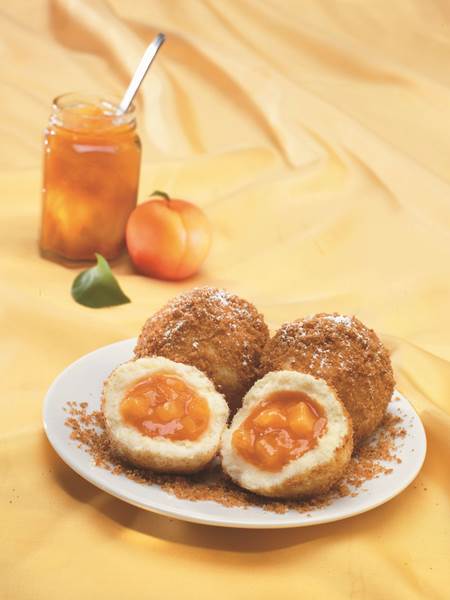 TK Toni Kaiser Marillenknödel, mit Marillenfruchtmark, ca. 60g, 3 KG/BT aus Topfenteig