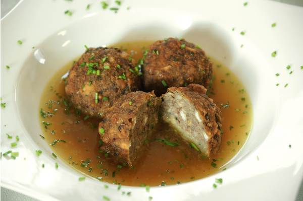 TK Altbayerische Küche Leberknödel, ca. 80g 150 ST/KT Knödel mit Jungbullenleber, roh