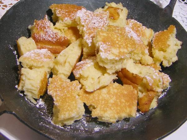 TK Dinghartinger Kaiserschmarrn ohne Rosinen, vorgegart, 2x2,5kg unterverpackt, 5 KG/KT