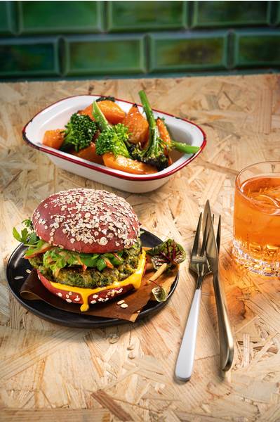 DV Salomon Food World green oat burger, vegan, ca. 100gr 1,1 KG/ZK