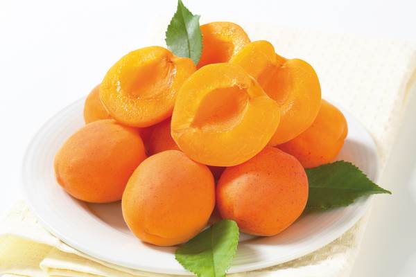 TK Aprikosen, halbe Frucht, 2,5 KG/BT