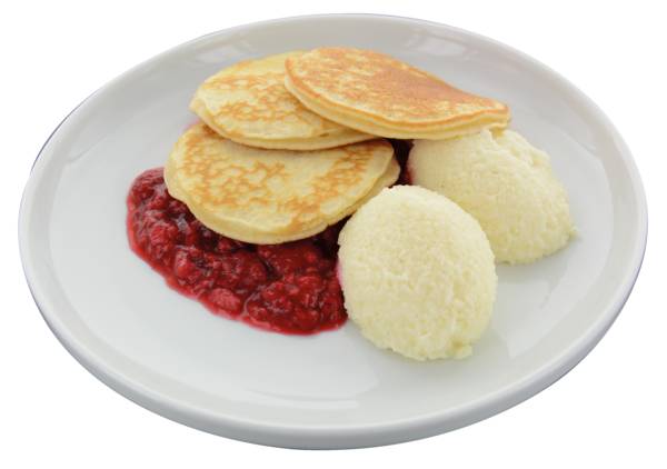 Pfannkuchen mit Grießbrei und Himbeerkompott