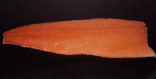 ASC Laksefilet med skind, trim D, 900-1300 g