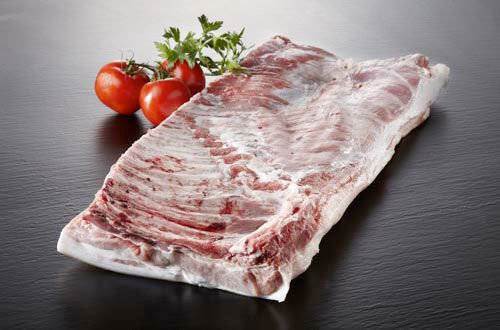 Bryst af gris, stegestykke, uden svær, med ben, ca. 2 kg, EU